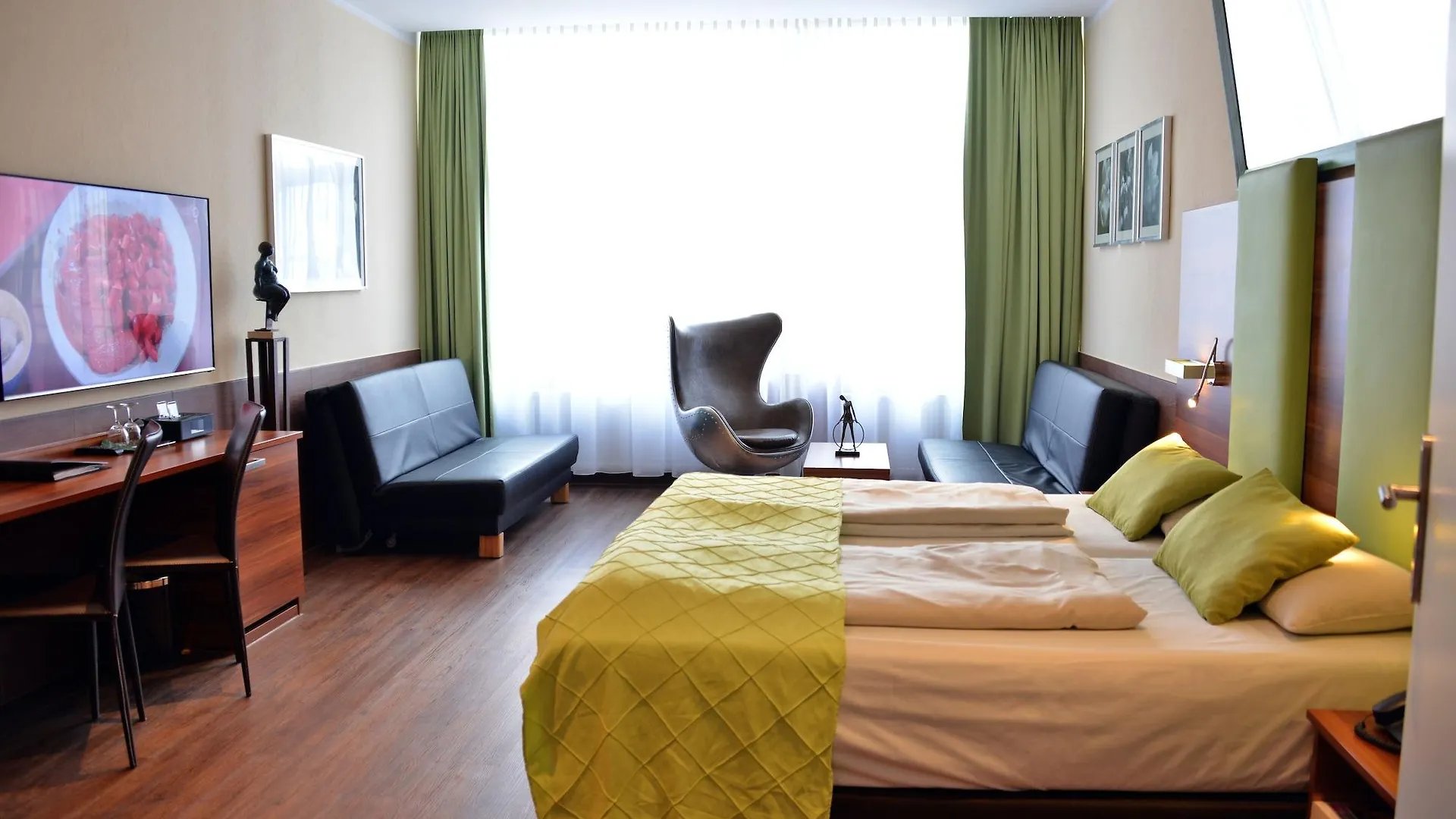 Arthotel München 3*,