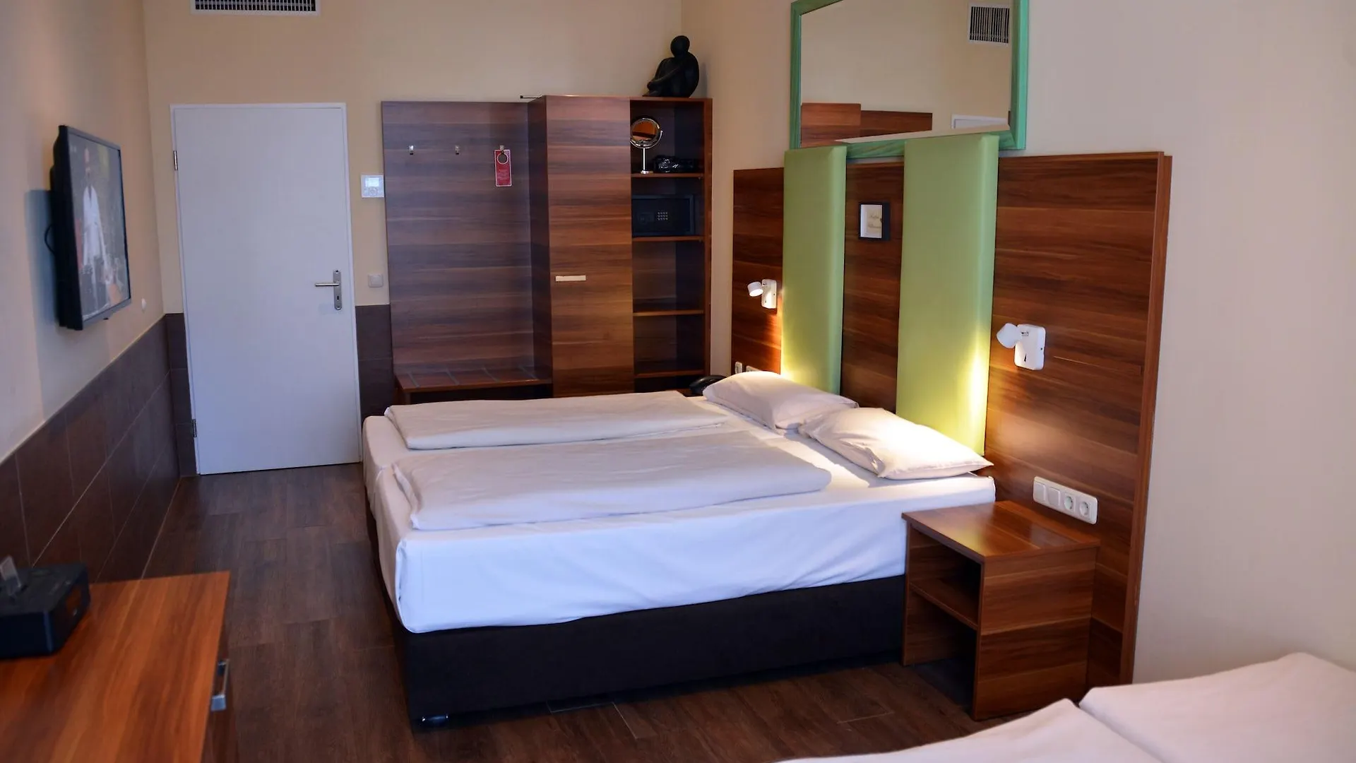 Arthotel München 3*,